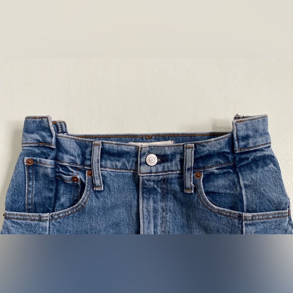Abercrombie and Fitch The 90’s Straight Ultra High Rise Curve Love Size 26